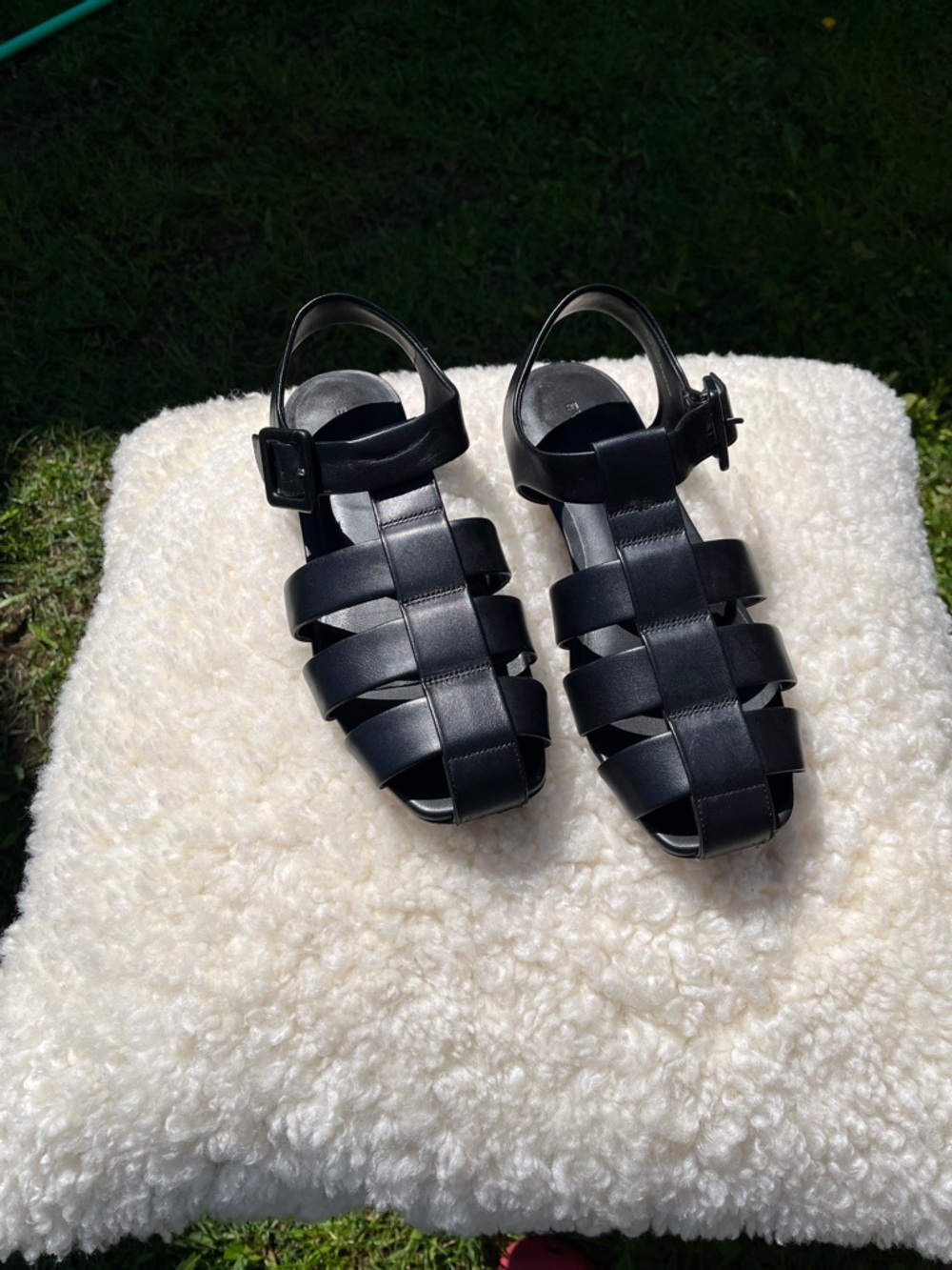Everlane Black Woven Leather Sandals
Original Price $188